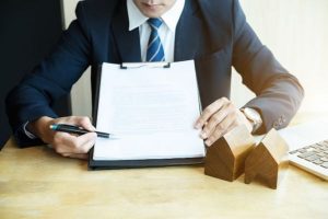 người làm chứng công chứng chia tách