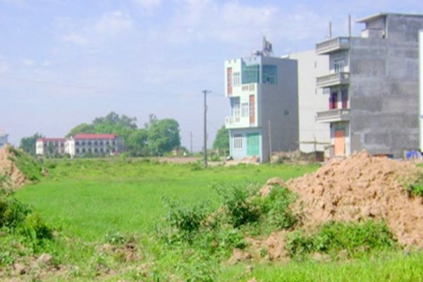hàng xóm chiếm đất